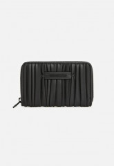 KARL LAGERFELD 240W3204